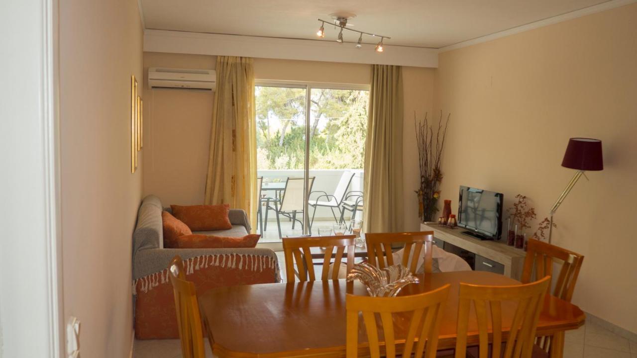 קסילוקסטרו Apartment 50M From Sea! מראה חיצוני תמונה